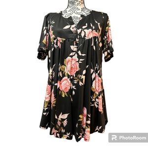 Cute and comfortable floral blouse